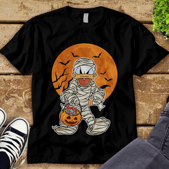 Donald Duck Mummy And Pumpkin Lantern The Nightmare Halloween Unisex Tee T-shirt - Picture 1 of 2